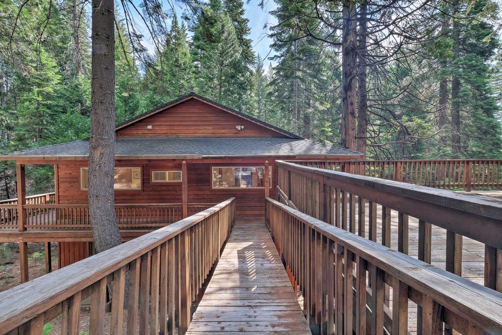 Spacious Cabin, Walk To Big Trees State Park! - thumb 2