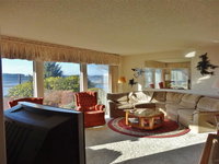 Spacious Family Home Overlooking the Inlet Waters USA Accommodation