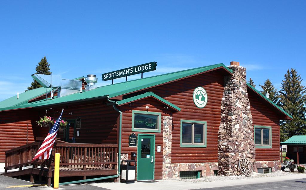 Sportsman's Lodge - thumb 0