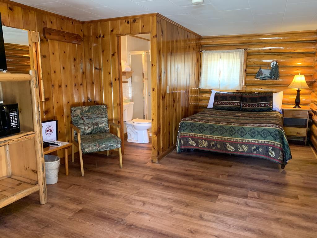 Sportsman's Lodge - thumb 2