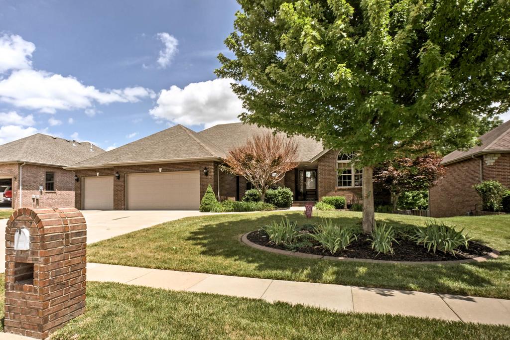 Springfield House W/ Patio - 30 Min. To Branson! - thumb 2