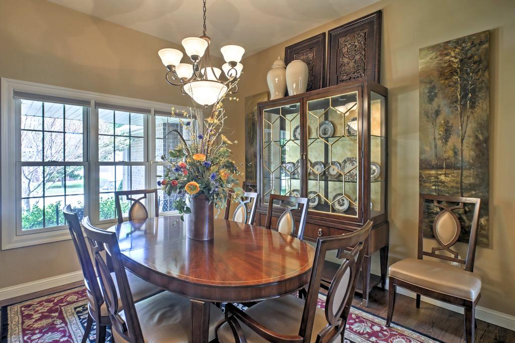 Springfield House W/ Patio - 30 Min. To Branson! - thumb 1