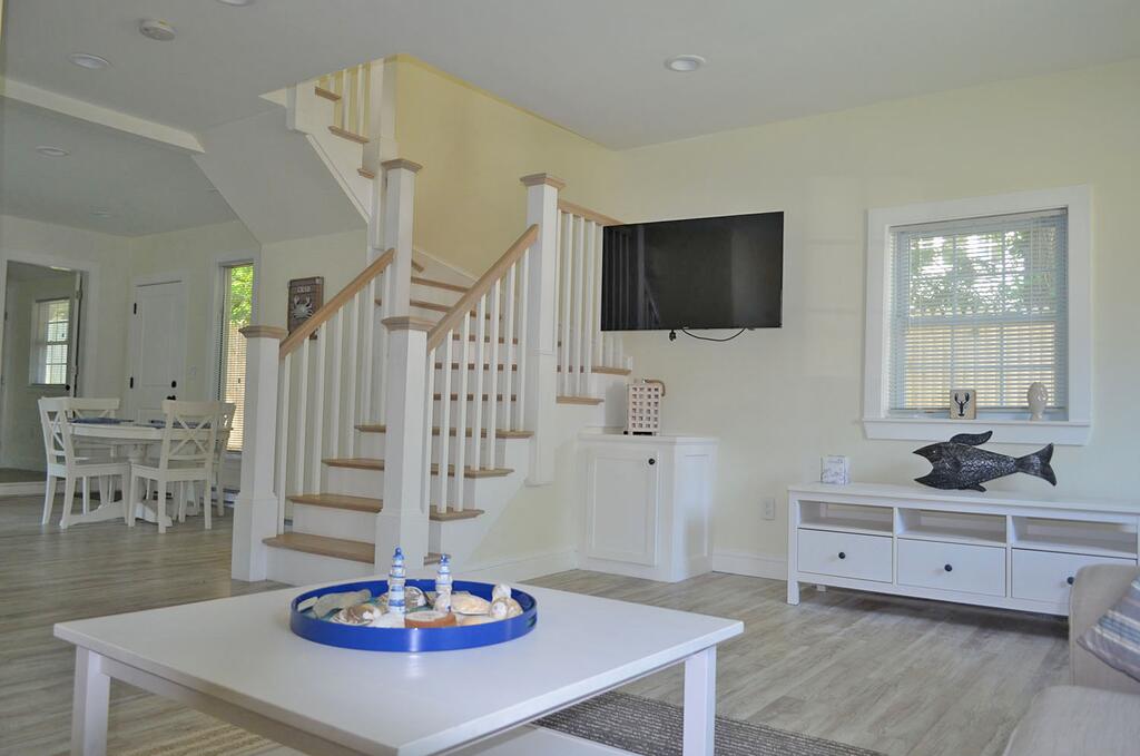 Squam Cottage - thumb 1