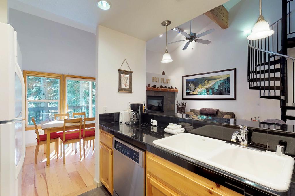 Squaw Valley Ski Flat - thumb 3