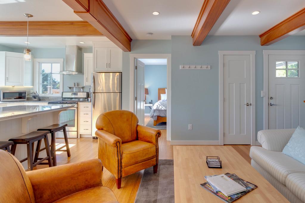 Stagecoach Cabin - thumb 2