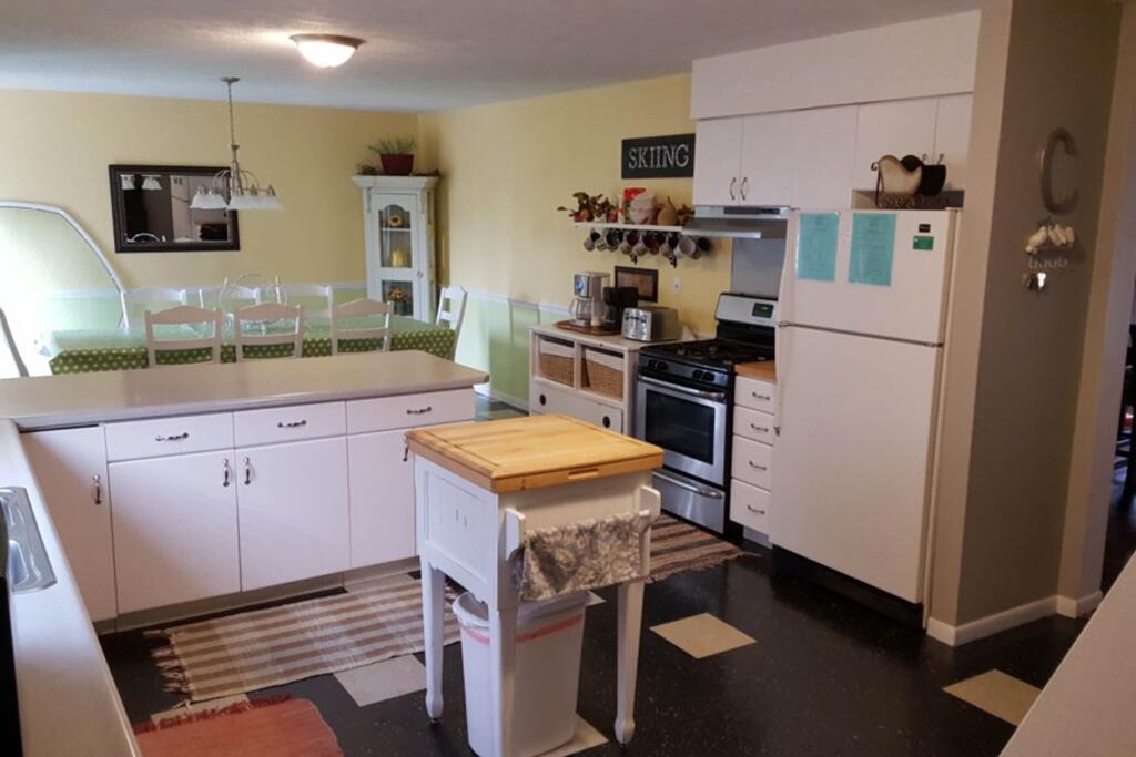 Stay-N-Play Getaway - thumb 3