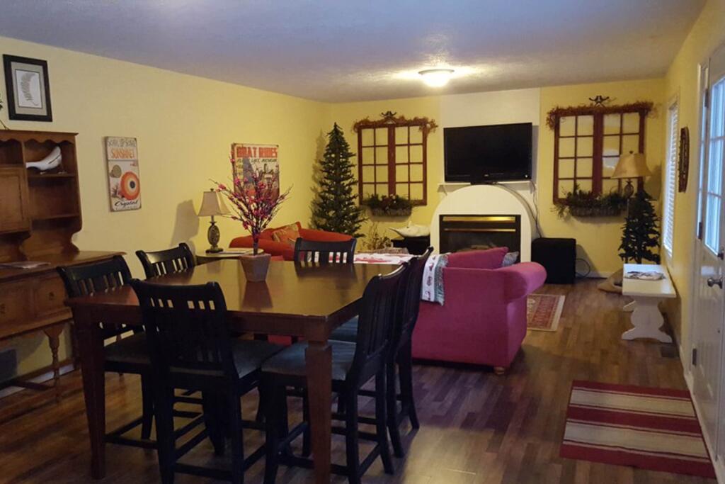 Stay-N-Play Getaway - thumb 1