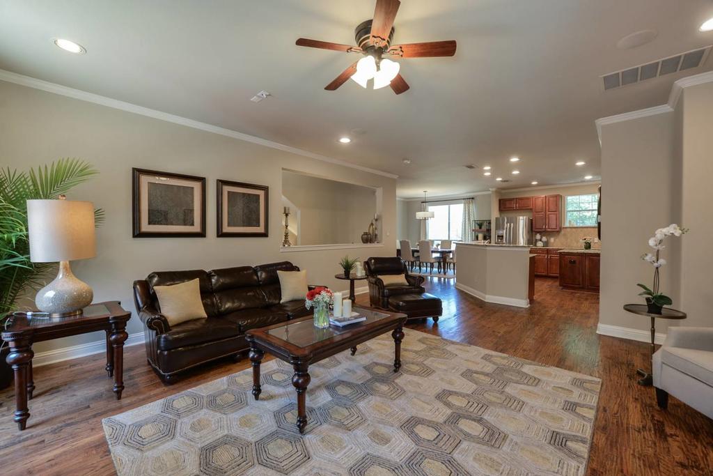 Staylooms Classic Luxury Home | East Dallas - thumb 0