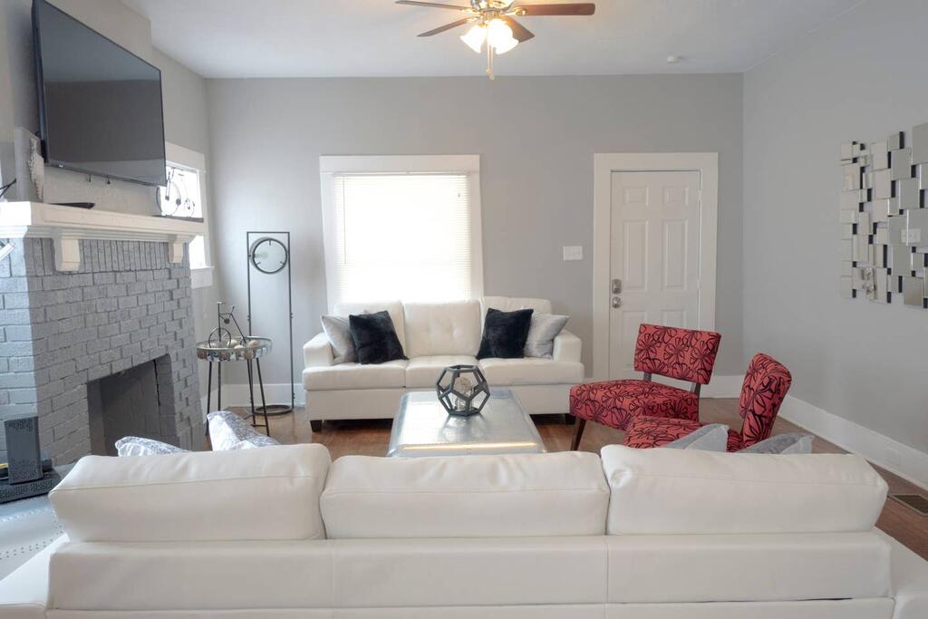 Steffie's Spot To The Pearl, Downtown & More! - thumb 1