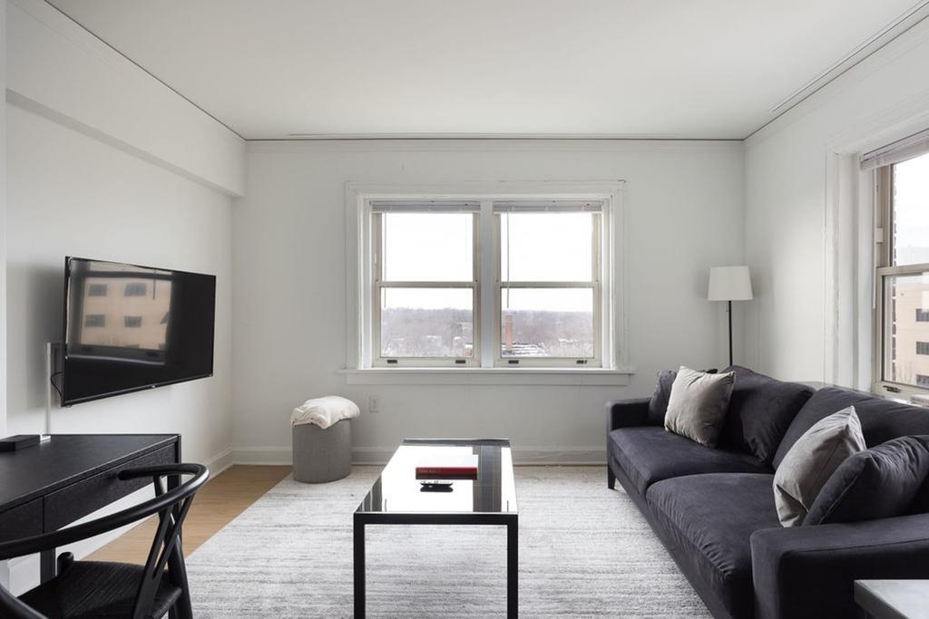 Steps To Shops, Eats, Easy Access + W&D, Zencity - thumb 0