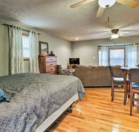 Stockton Lake Escape w/Kitchen,  Mi to Lake! - Tourism Bookings