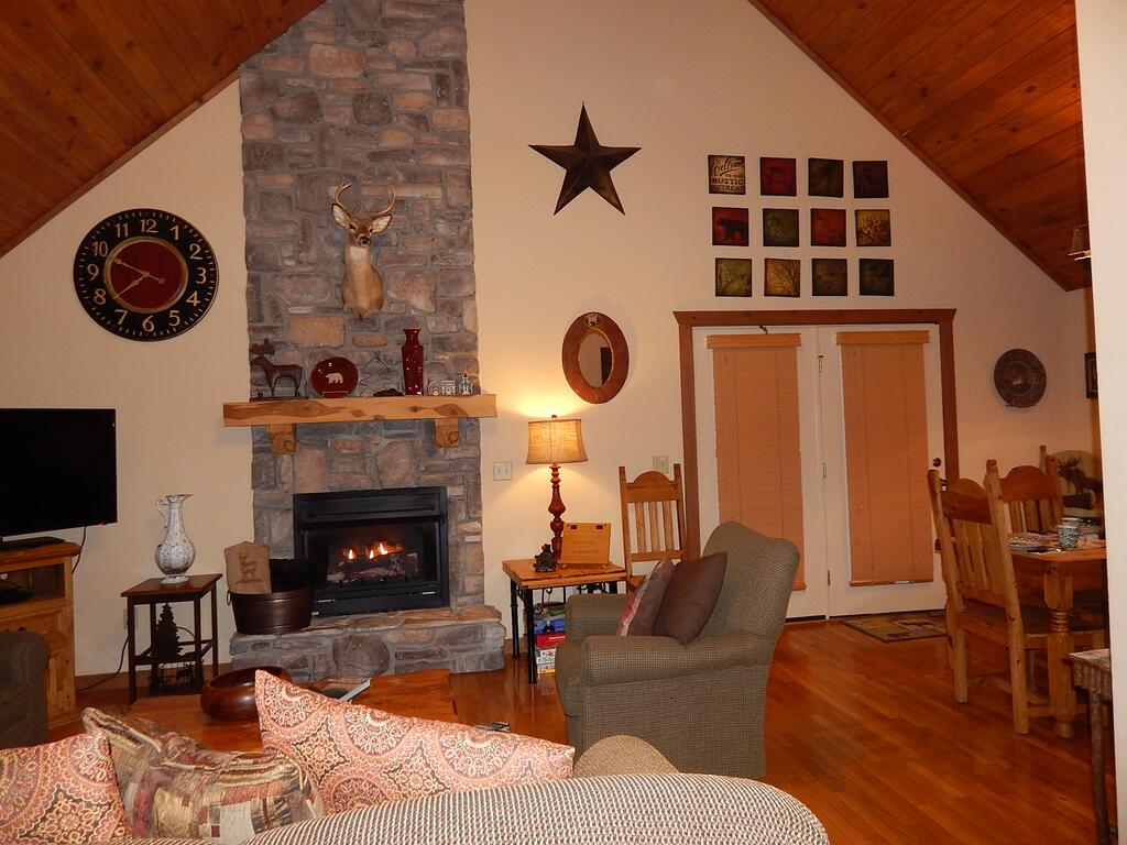 Stoney Creek Cabin - thumb 2