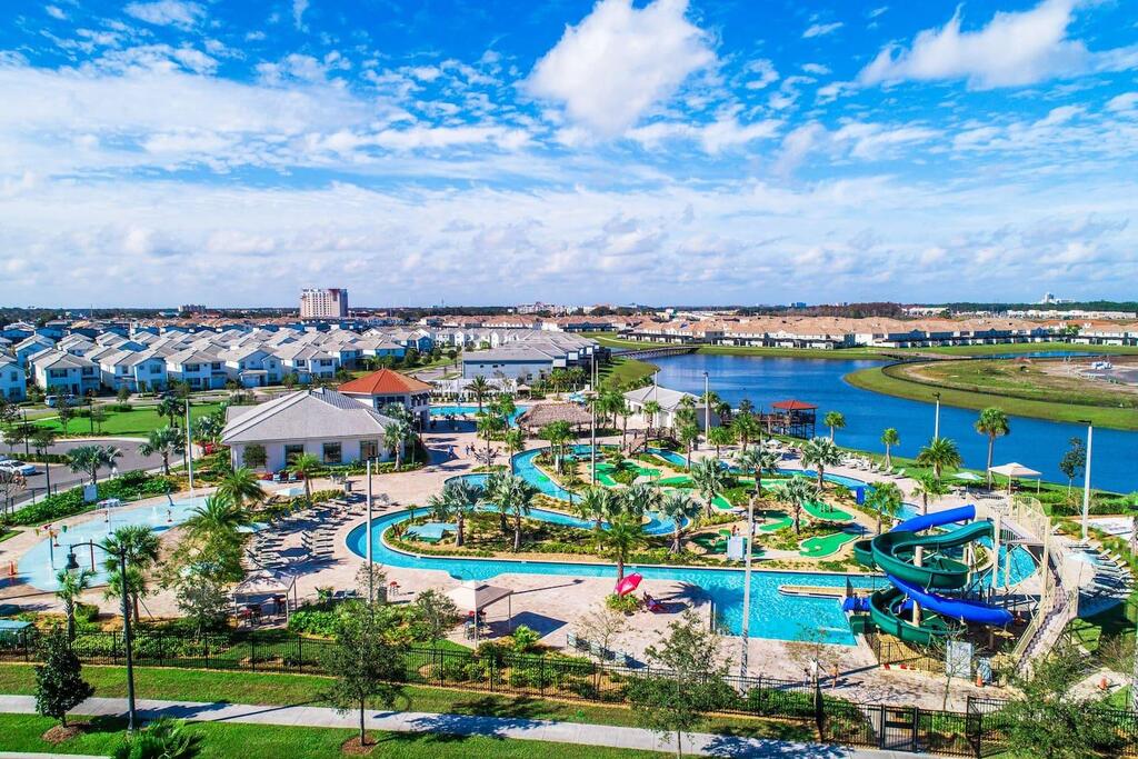 Storey Lake 5 BD - 10 Min To Disney - Townhouses For Rent In Kissimmee - thumb 1