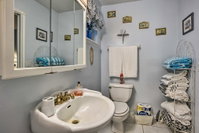 Stuart Apartment with Furnished Patio Near River Students Accommodation