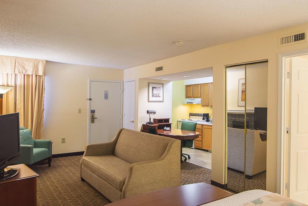 Studio 6-Tyler, TX - thumb 1