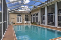 Stylish Palm Beach Gardens Apartment with Pvt Pool Tourism Bookings