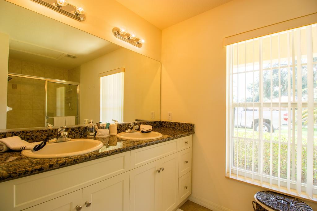 Stylish Pool Villa Close To Withlacoochee Bike Trail Home - thumb 3