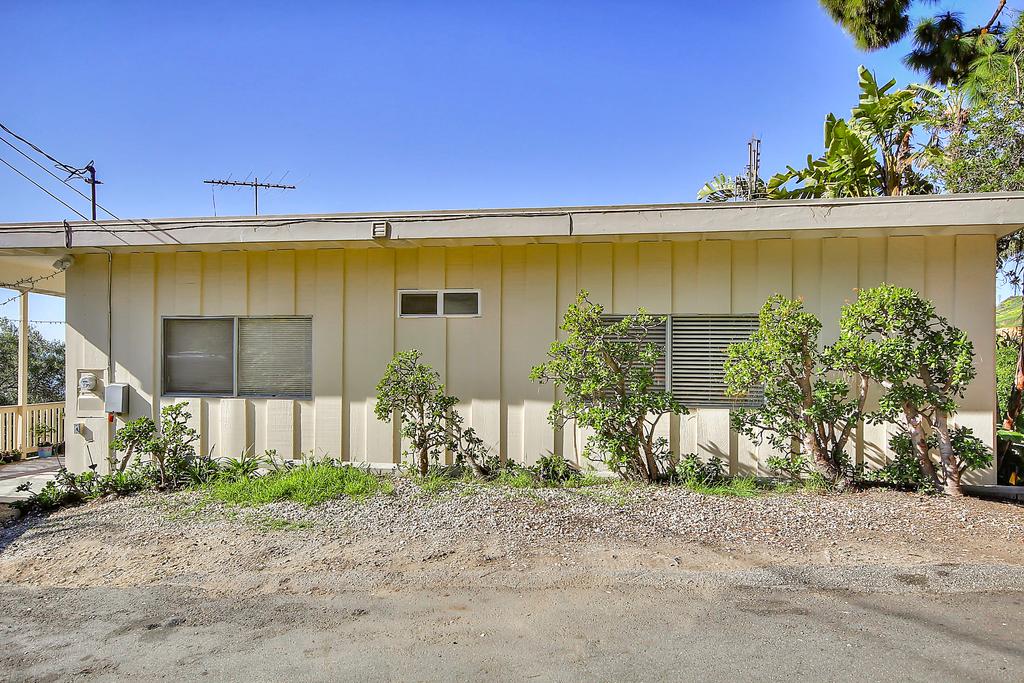 Summerland Home - thumb 1