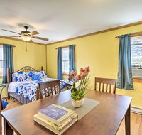 Sunny Couples Suite Studio on 100 Private Acres! - Tourism Bookings