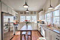 Sunny Lafayette Apt by Shops and Restaurants USA Accommodation