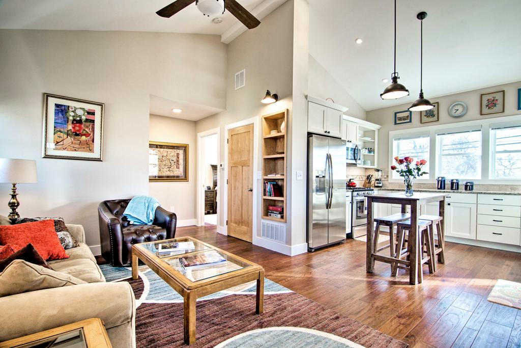 Sunny Lafayette Apt By Shops And Restaurants! - thumb 1