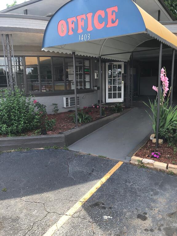 Sunset Inn - thumb 0