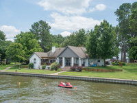Sunset Point - 4 Bedroom Lake House Tourism Bookings