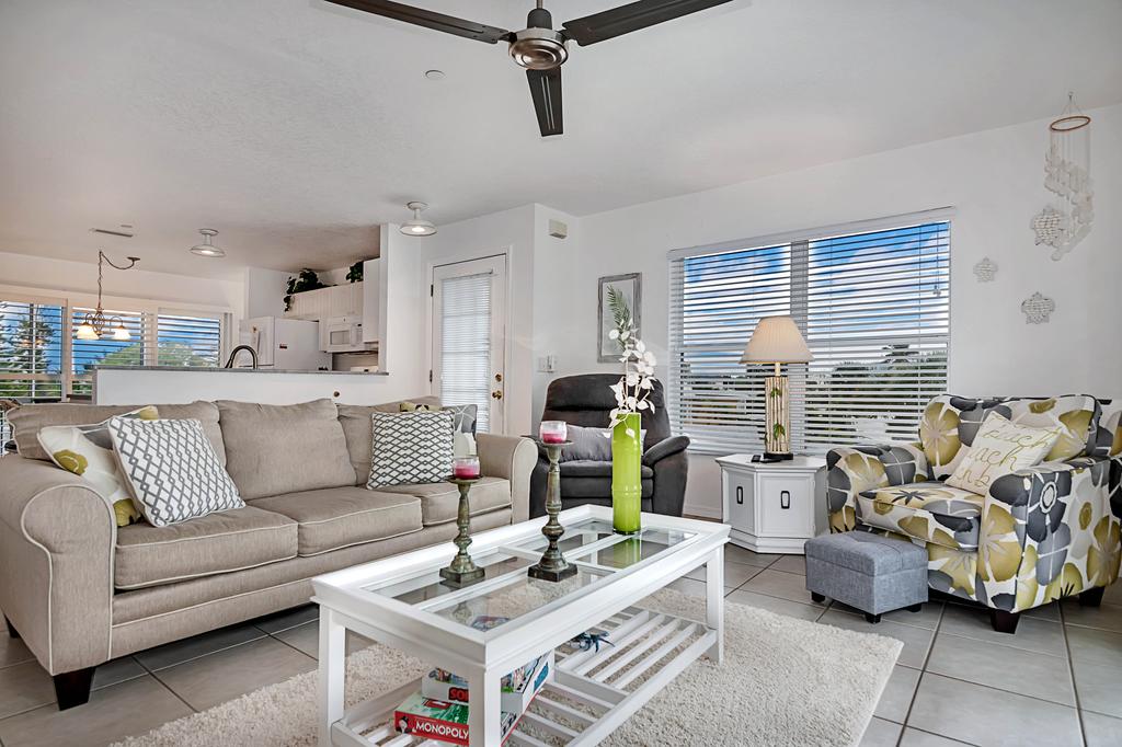 Sunset Views + Steps From The Beach With Elevator Duplex - thumb 2