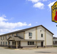 Super 8 by Wyndham Blackwell - Tourism Bookings