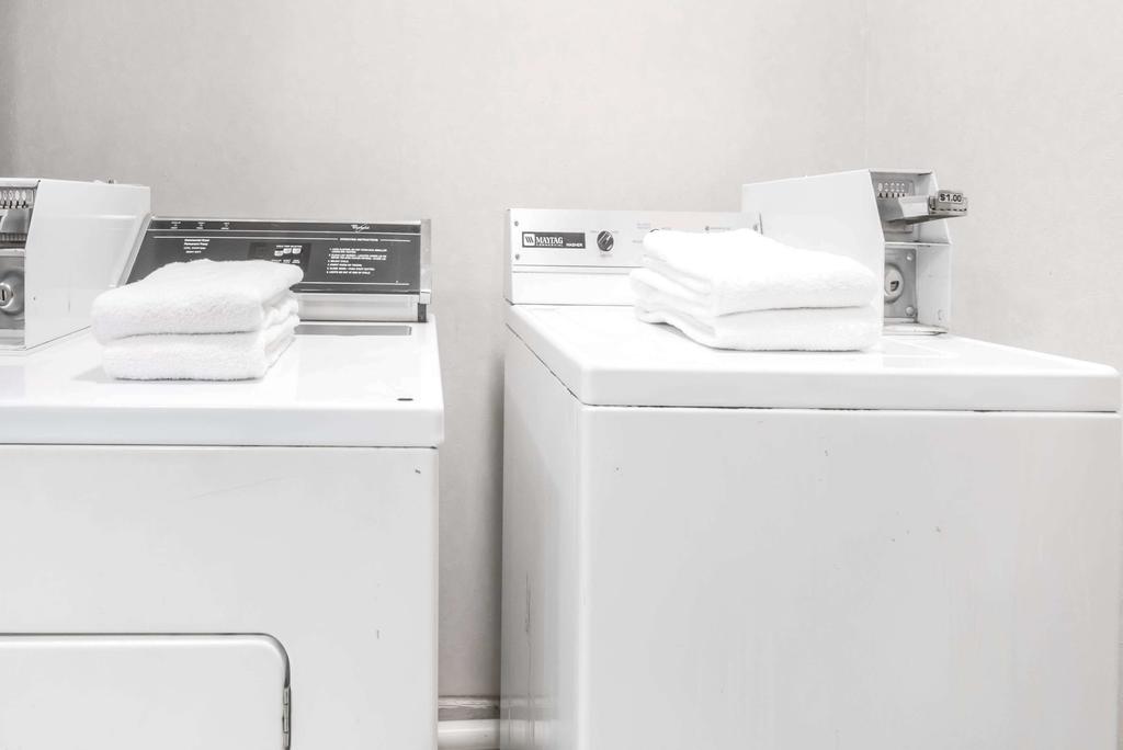 Super 8 By Wyndham Fort Worth South - thumb 2