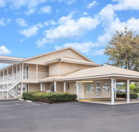 Super 8 by Wyndham Madison - USA Accommodation