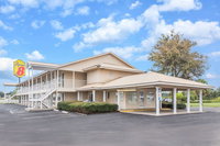 Super 8 by Wyndham Madison USA Accommodation