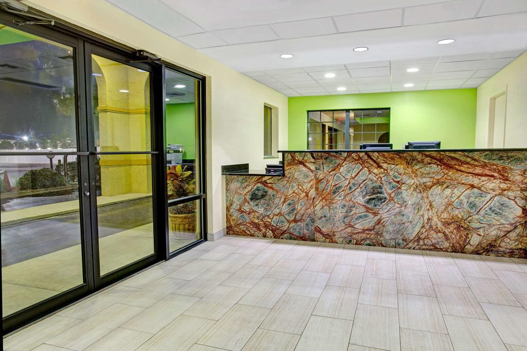 Super 8 By Wyndham St. Augustine Beach - thumb 0