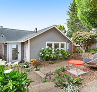 Surfer's Paradise - Tourism Bookings