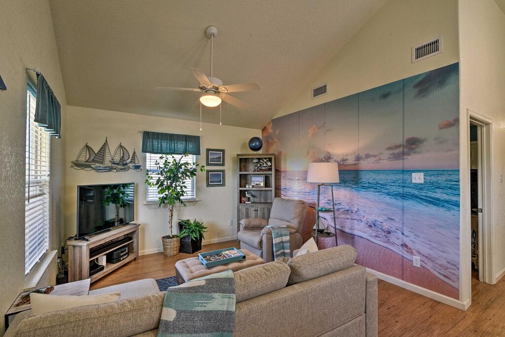 Surfside Beach Retreat With Deck - Walk To Beach - thumb 0