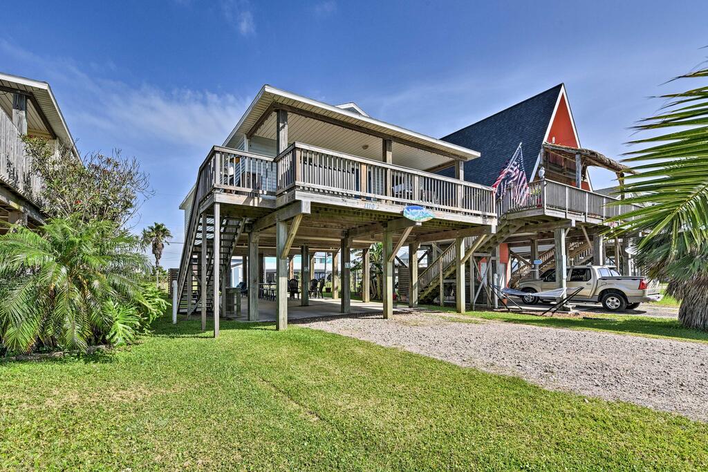 Surfside Beach Retreat With Deck - Walk To Beach - thumb 1