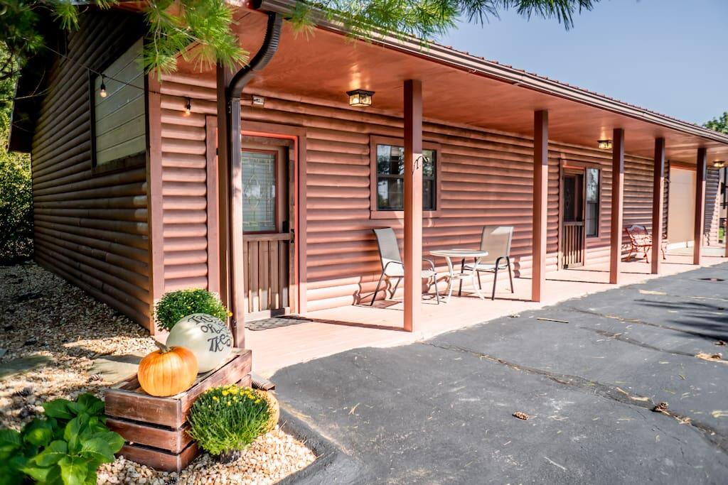 Sweetwater's Rustic Log Cabin Country - thumb 2