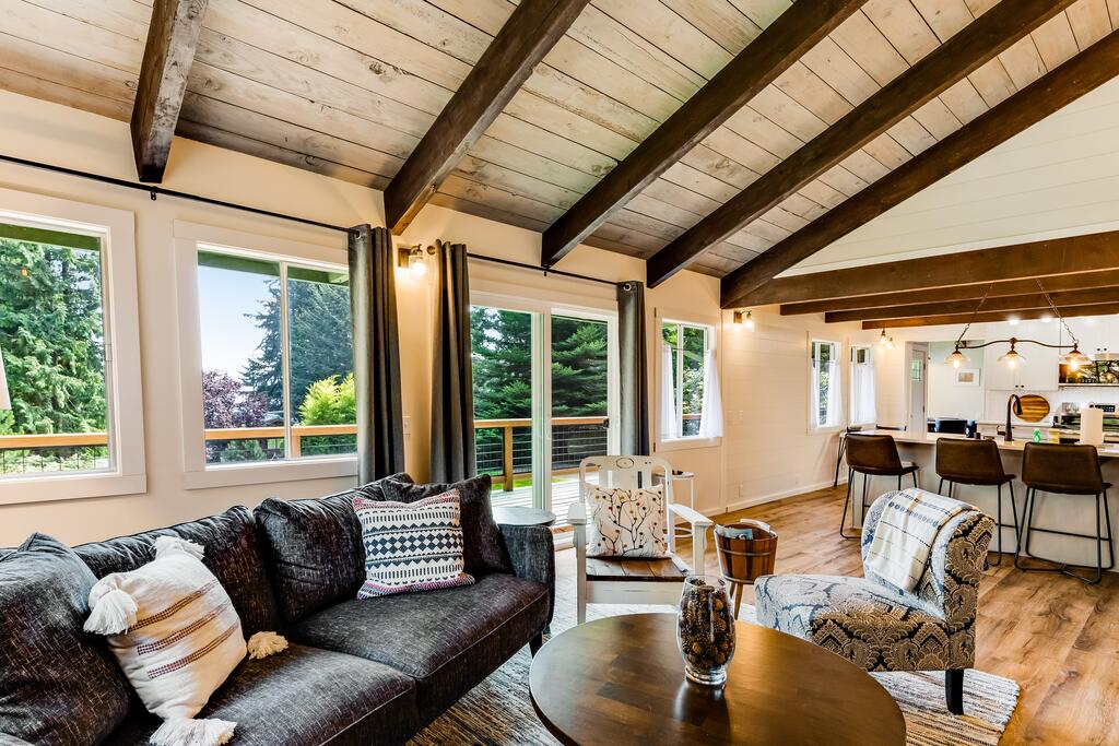 Tall Cedars Cabin By The Water - thumb 1