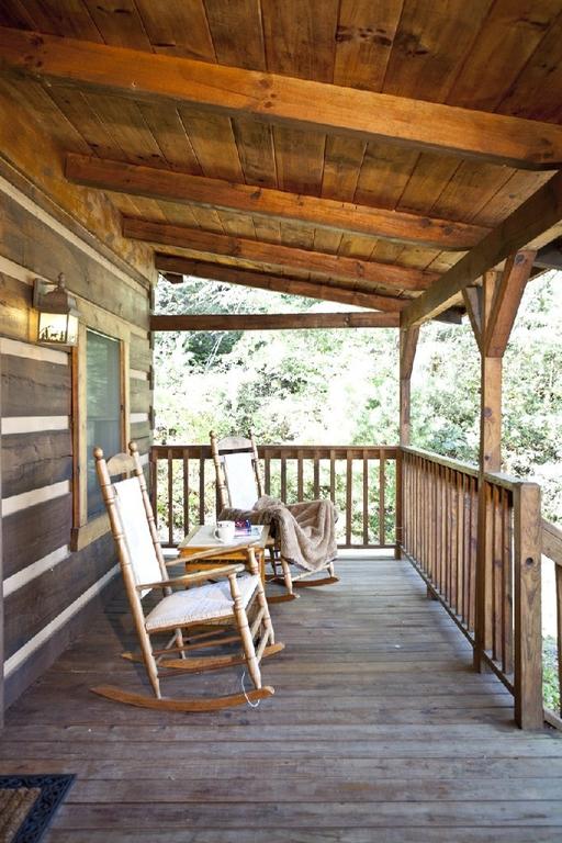 Tellico View - 2 Bedrooms, 2 Baths, Sleeps 6 Home - thumb 3