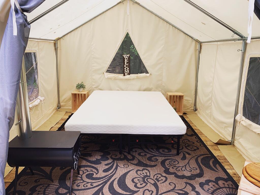 Tentrr Signature - Olde English Farm Tent 1 - thumb 2