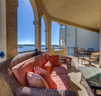 Texas on the Lake - USA Accommodation