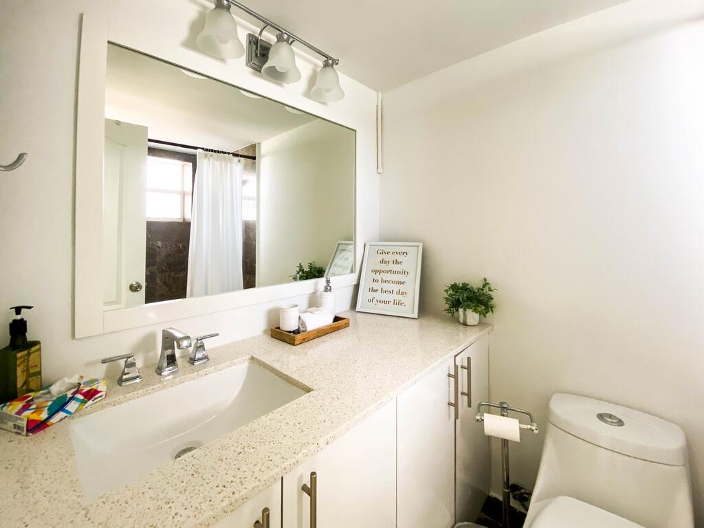 The Bayshore View - thumb 2