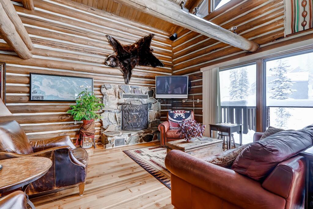 The Black Bear Chalet - thumb 2