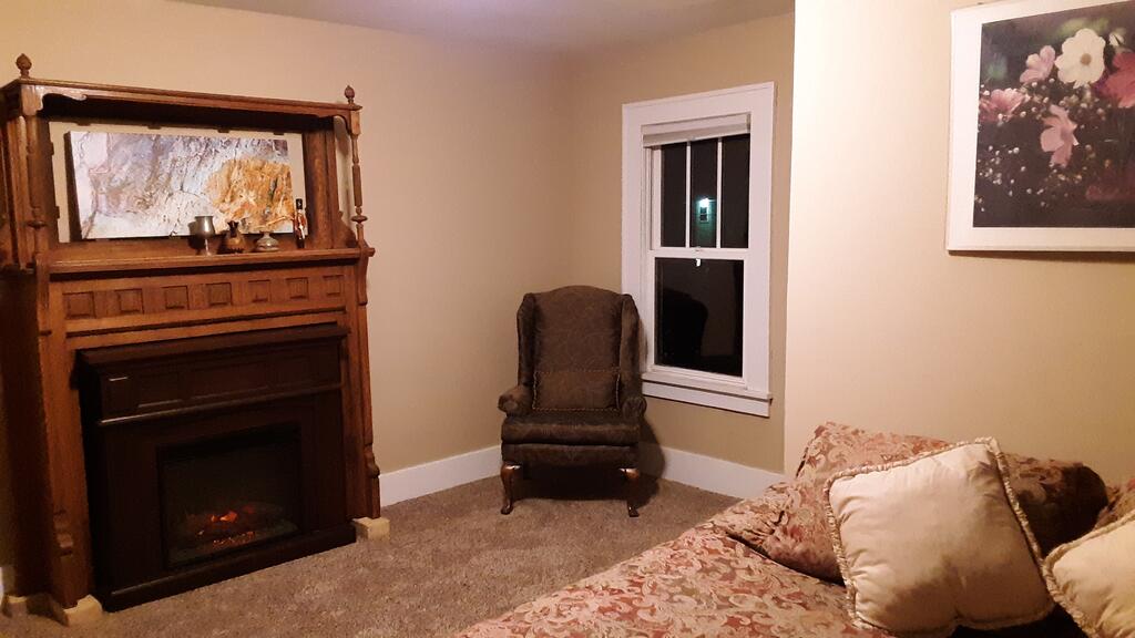 The Cottage Of Ladysmith - thumb 1