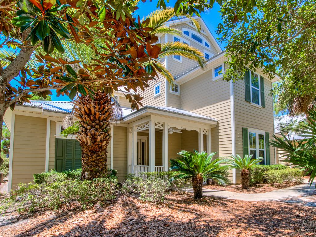 The Crow's Nest  Beautiful 4BR/3BA Beach House Minutes From The Gulf! - thumb 2