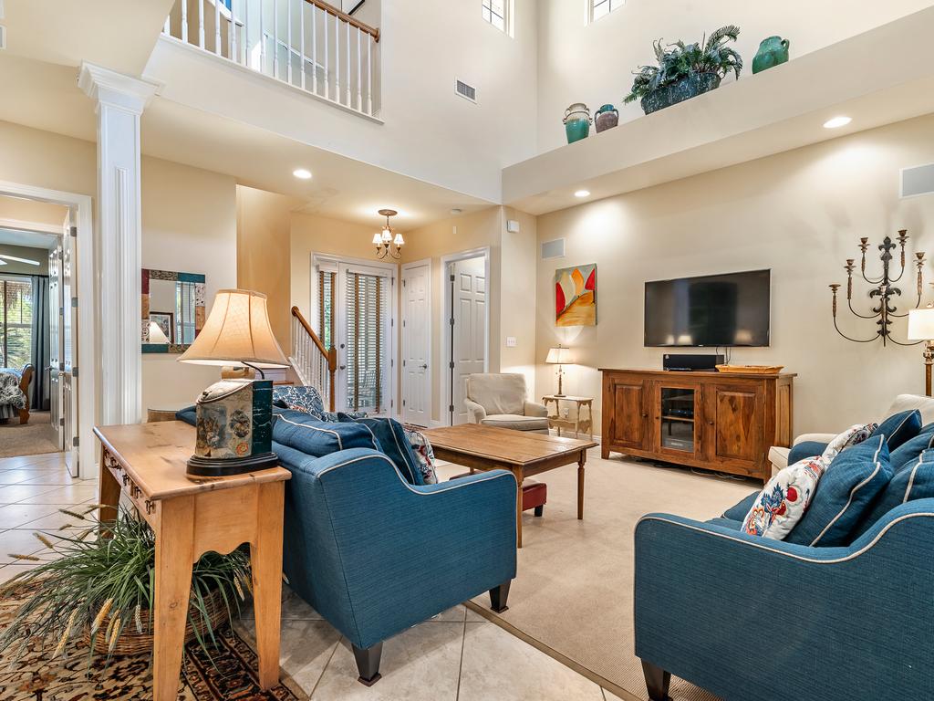 The Crow's Nest  Beautiful 4BR/3BA Beach House Minutes From The Gulf! - thumb 0