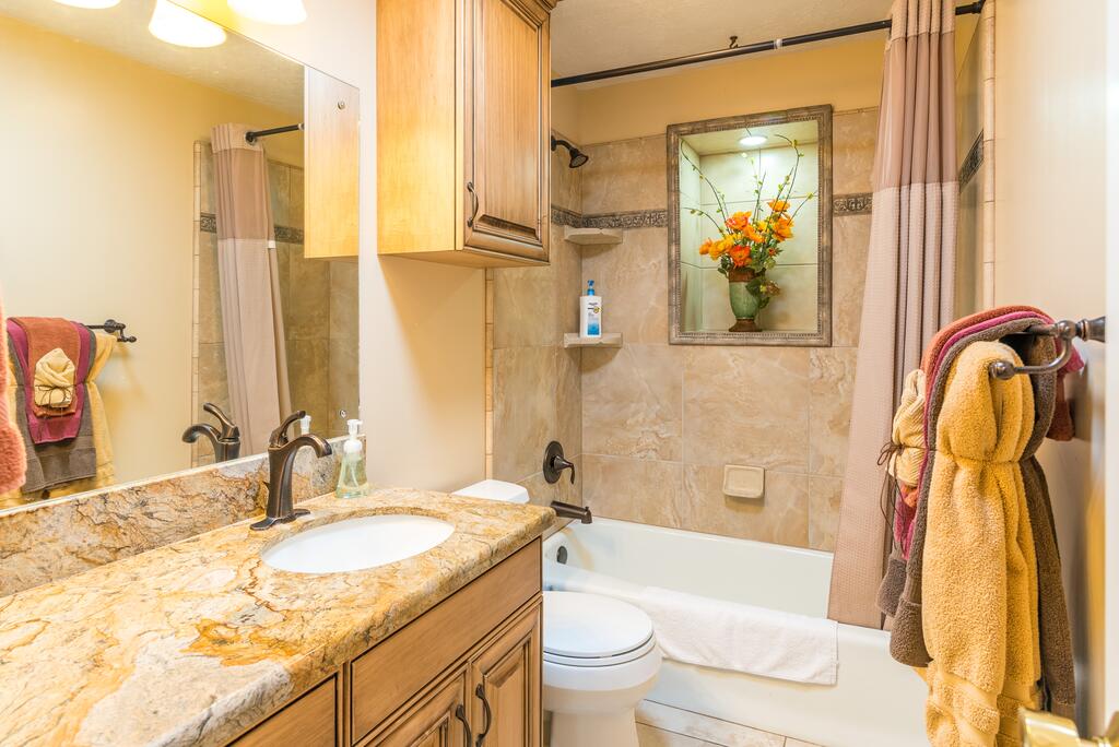 The Family Crash Pad Near SLC - thumb 1