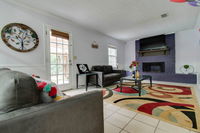 The family Oasis l Kings Queen and Full beds l Washer and Dryer 4K TVs Tourism Bookings