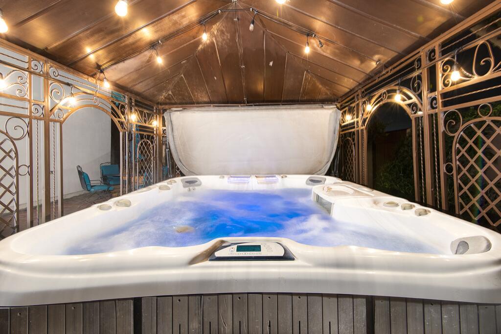 The Glam Dragon, 5-10 Min Walk To Imperial Beach! - thumb 0