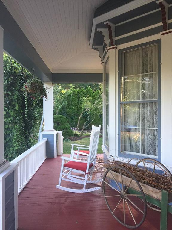 The I.L. Smith House - thumb 3